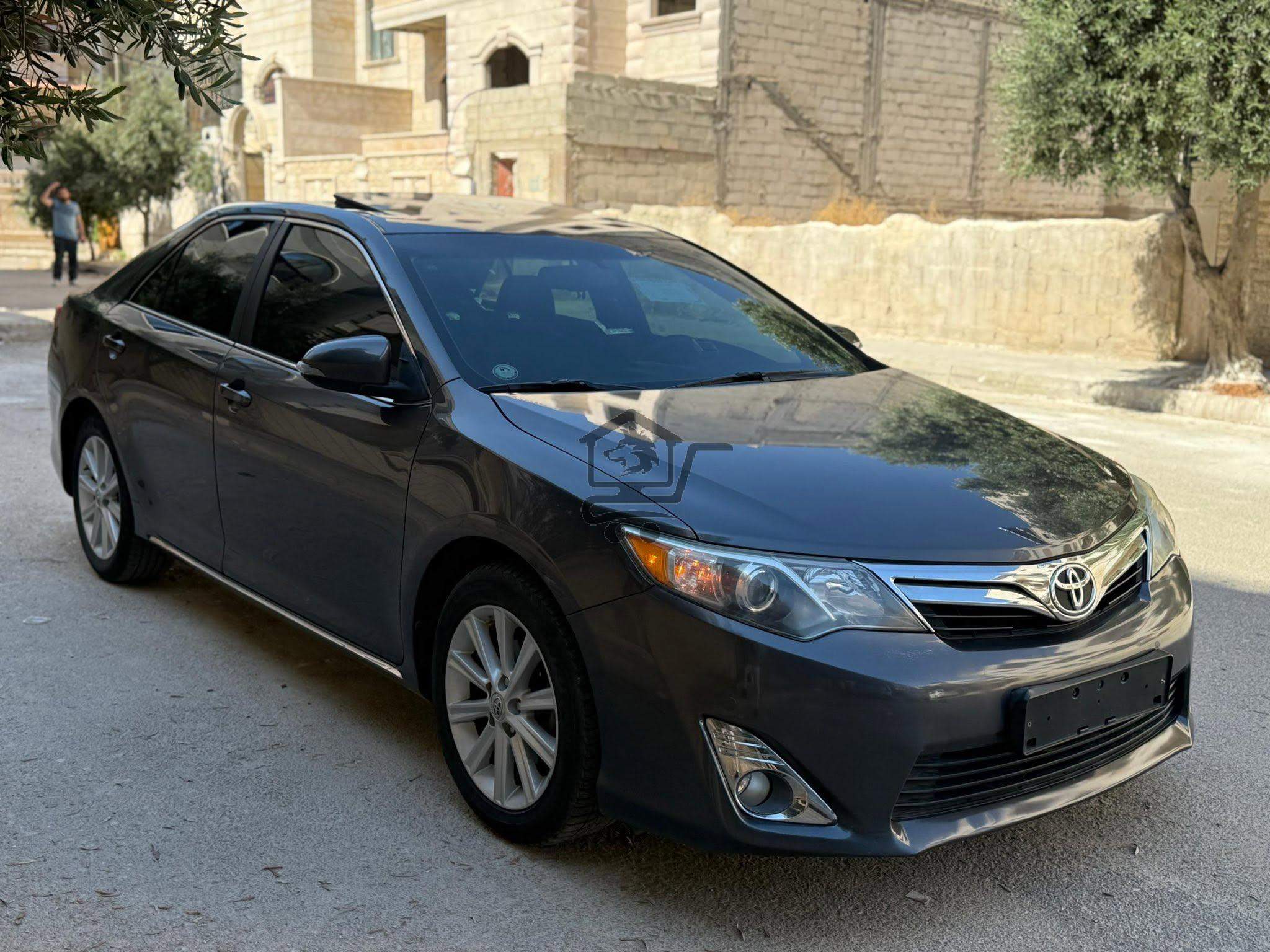 Toyota Camry 2013 - الصورة 3