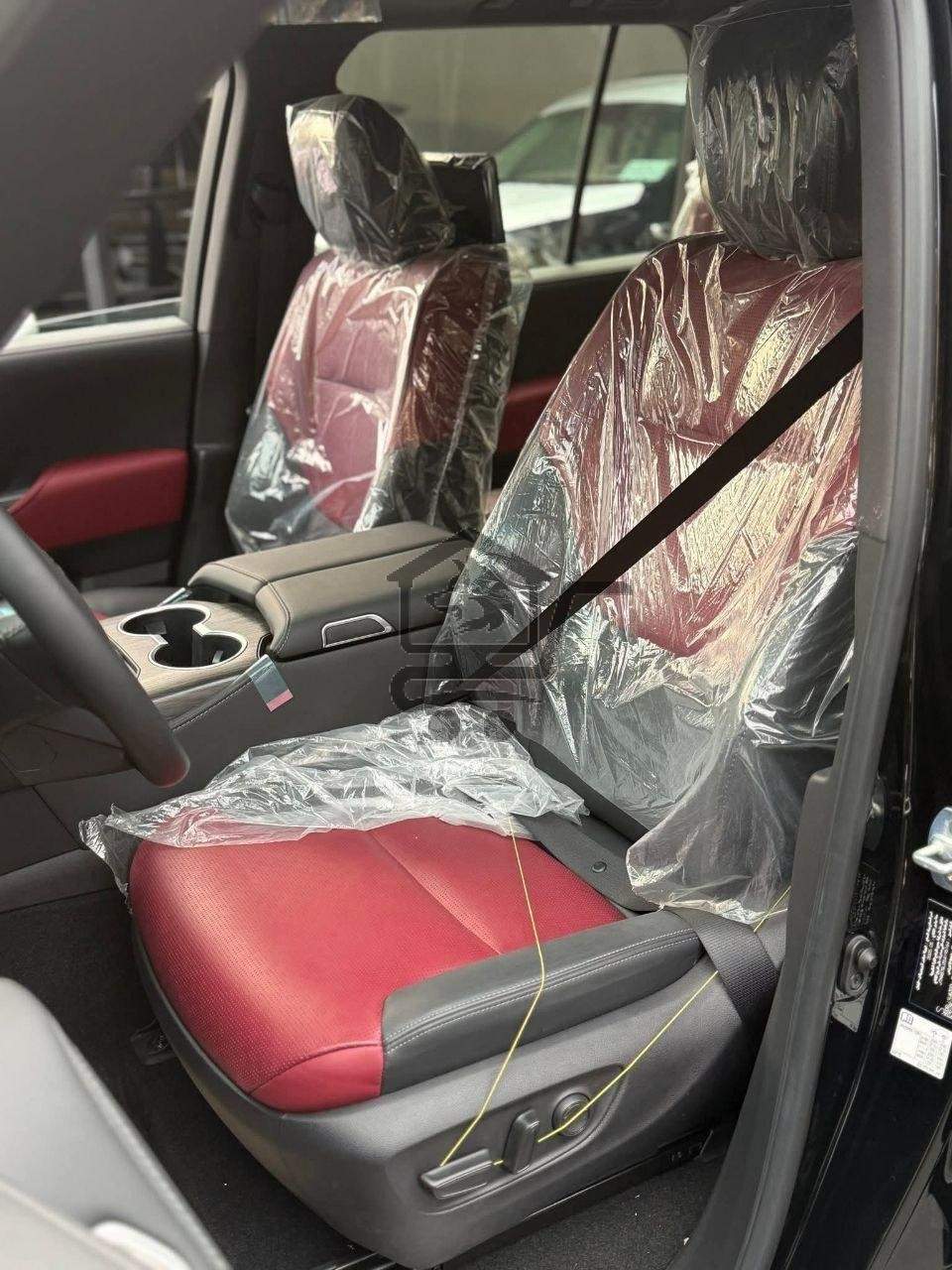 Toyota Land Cruiser VXR - الصورة 7