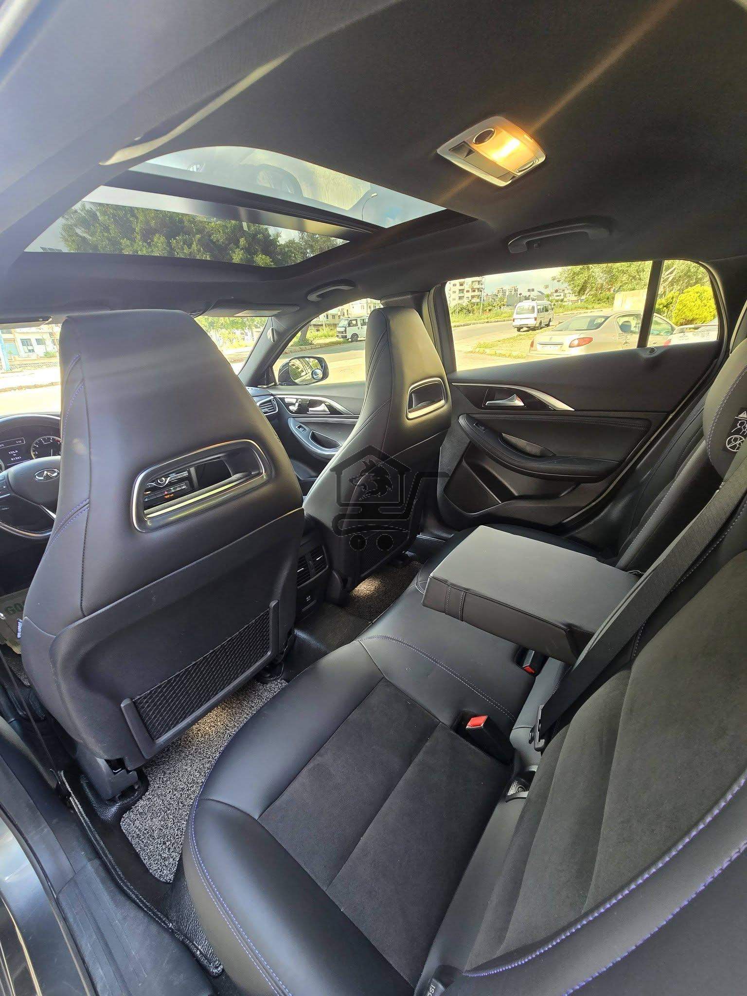 Infiniti Q30s Premium - الصورة 9