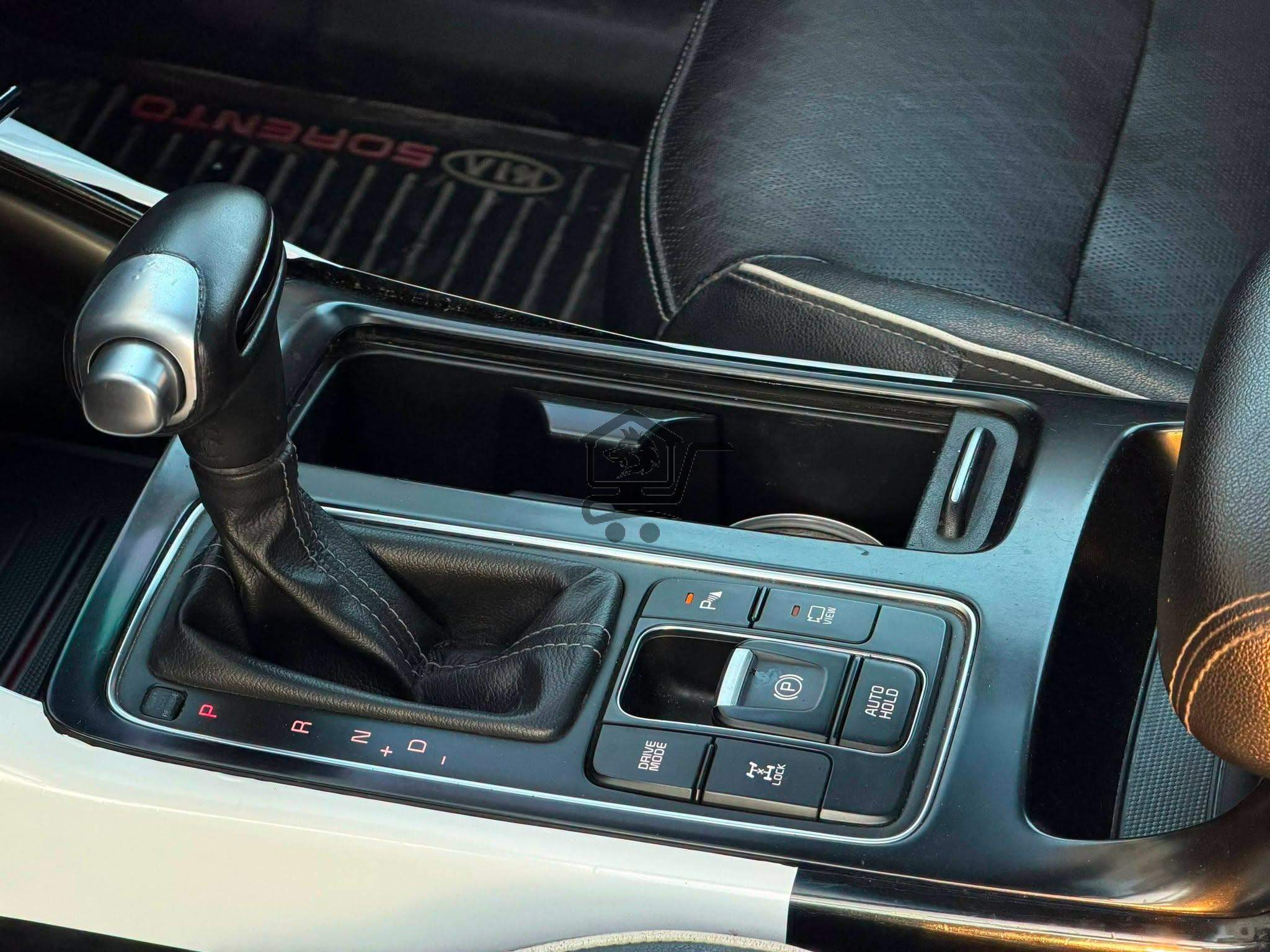 Kia Sorento GT-Line - الصورة 9