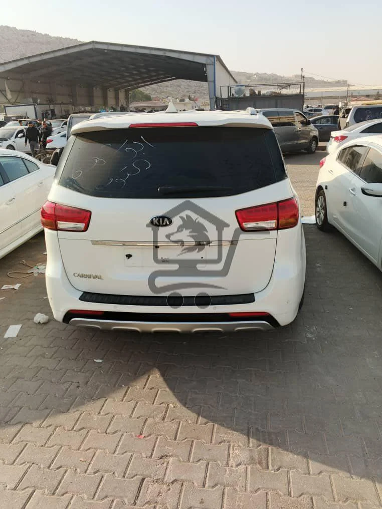 كيا كرنفال - الصورة 5