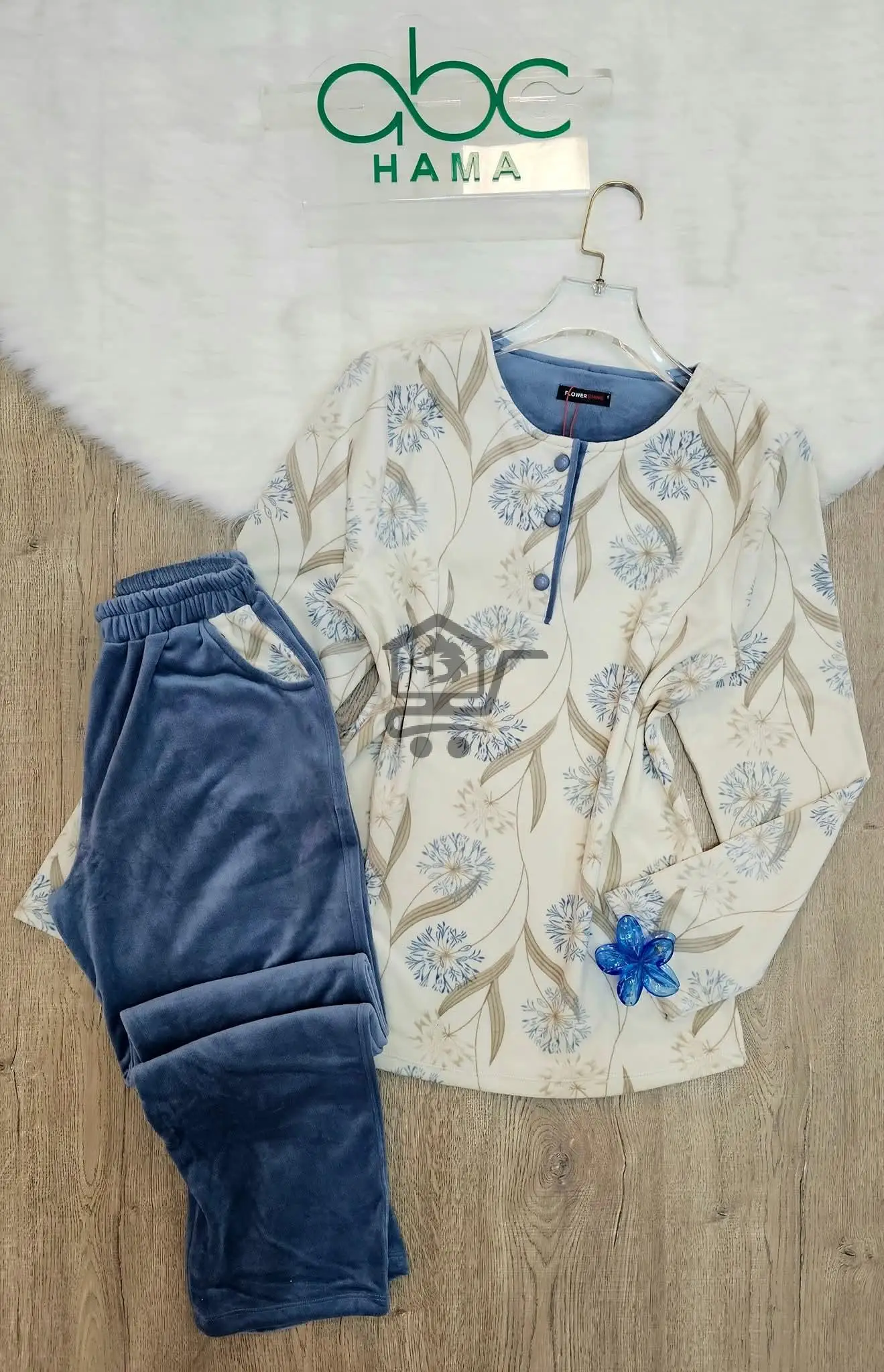 بيجامة مخمل - الصورة 3