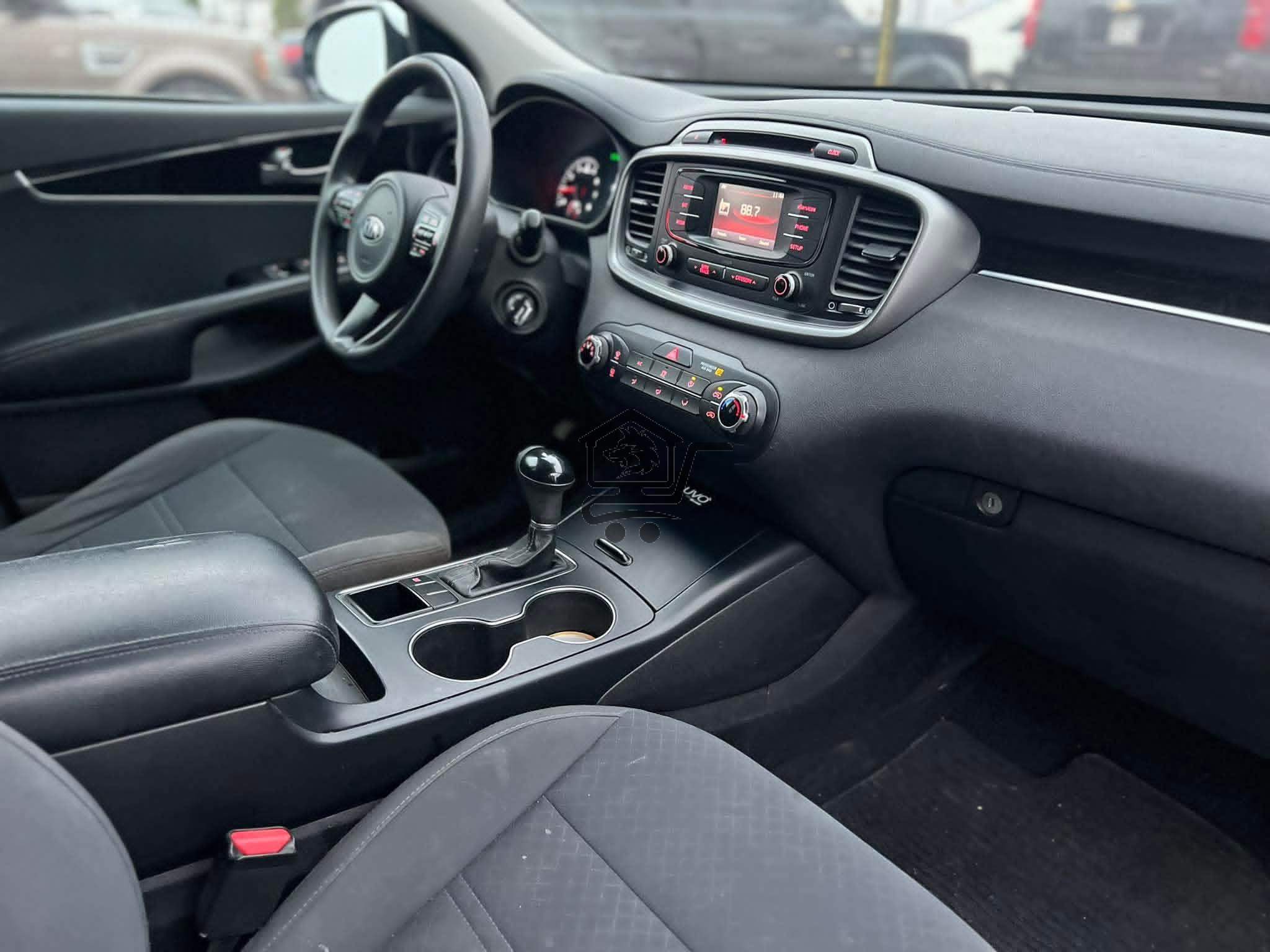 كيا سورينتو - الصورة 8