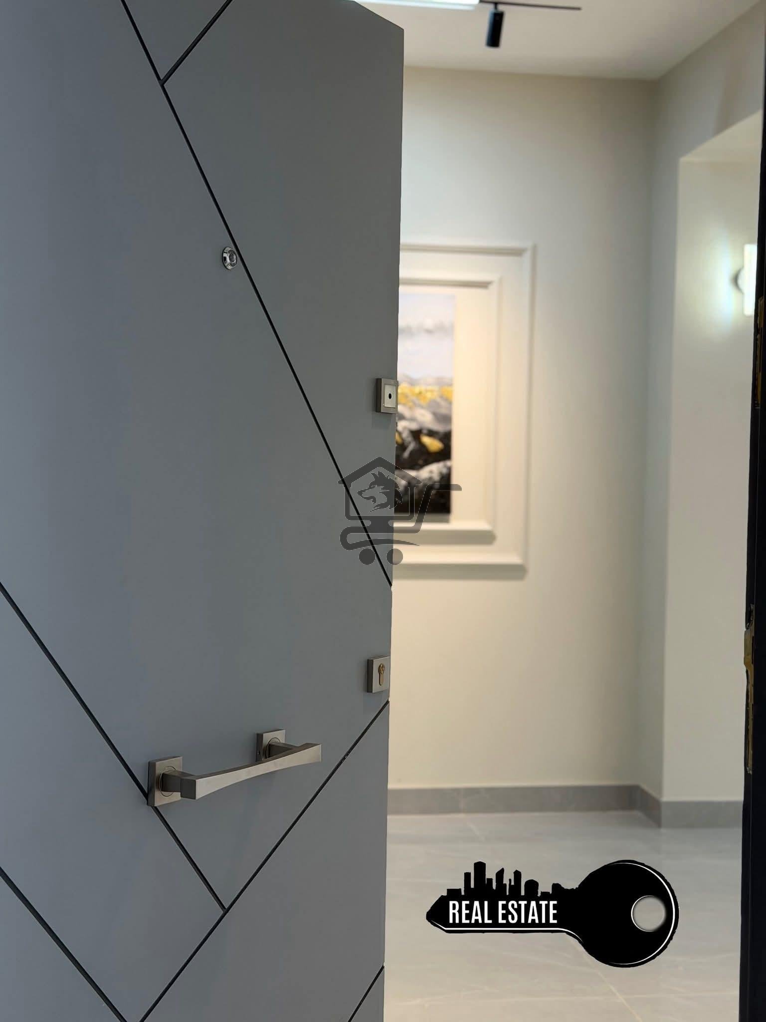 شقة بإكساء سوبر جديد - الصورة 2