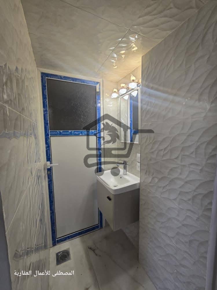 شقة بإكساء مميز جدا - الصورة 3