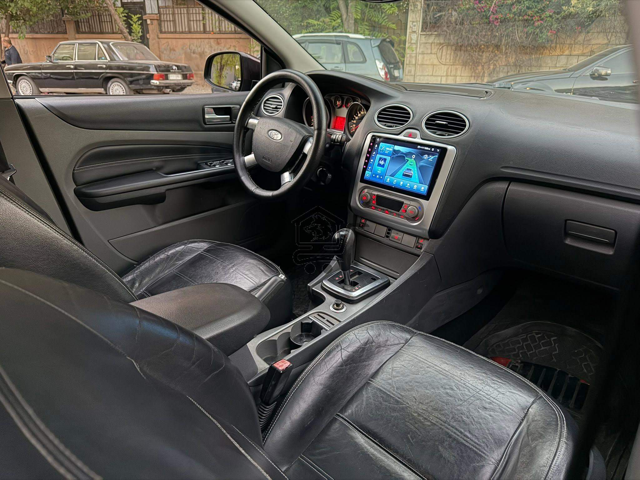 Ford Focus 2009 - الصورة 9