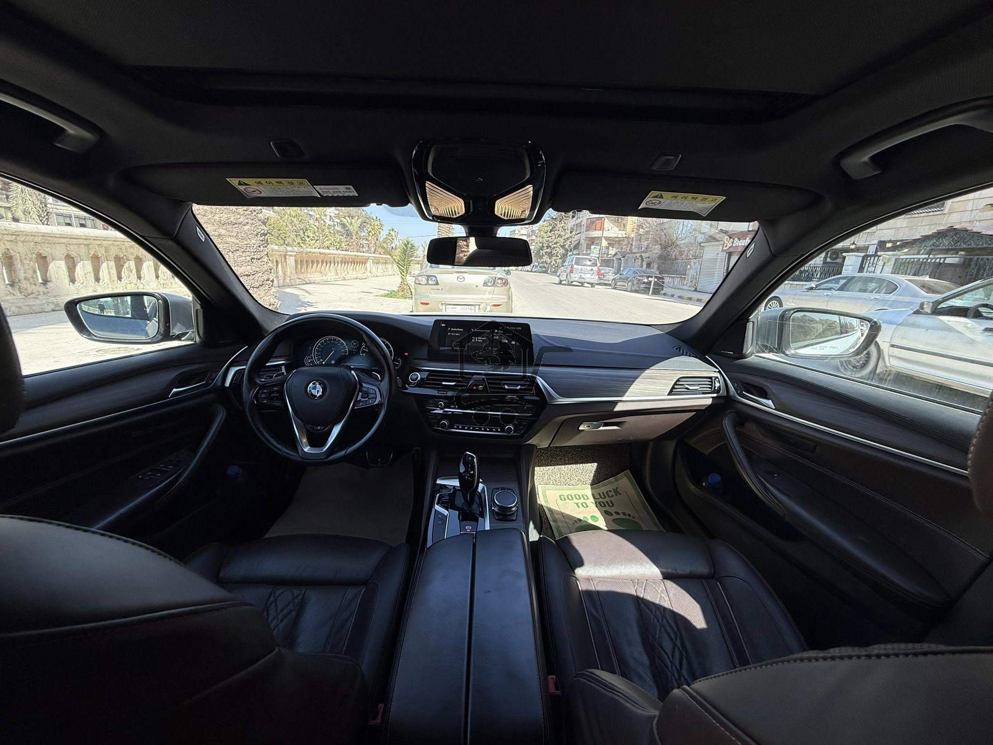 BMW 530i Full M Package Original 🔱 - الصورة 8