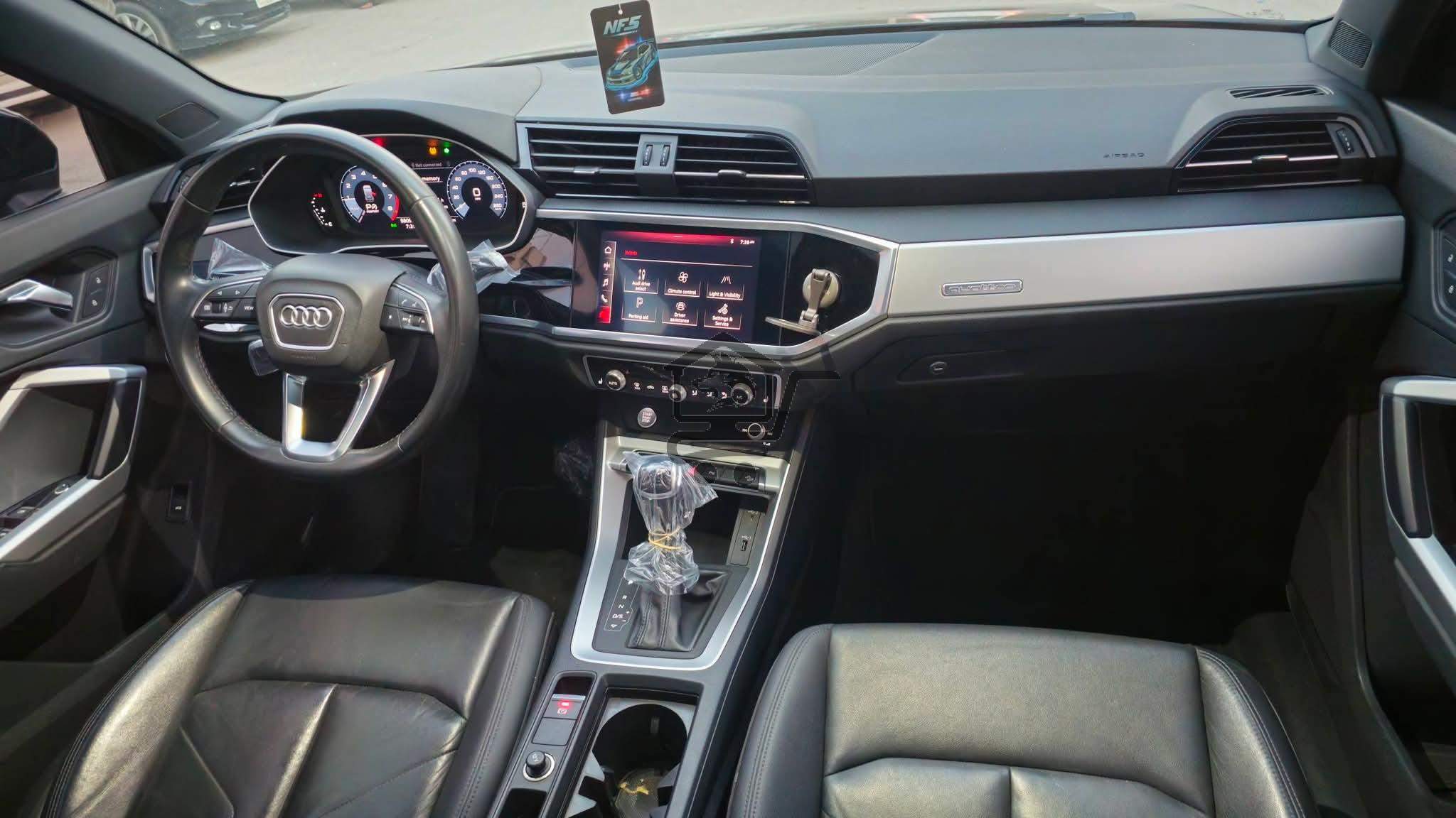 AUDI Q3 - الصورة 6