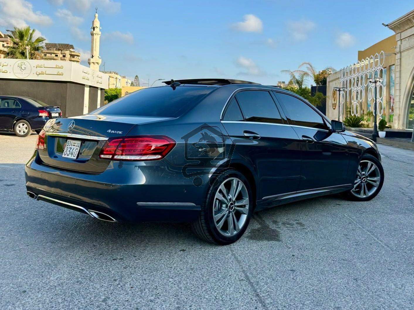 Mercedes-Benz E300 2014 - الصورة 4