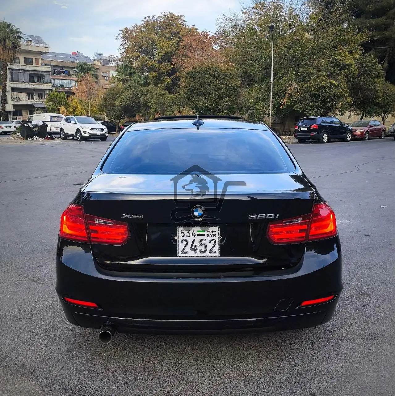 BMW 320i 2015 - الصورة 4