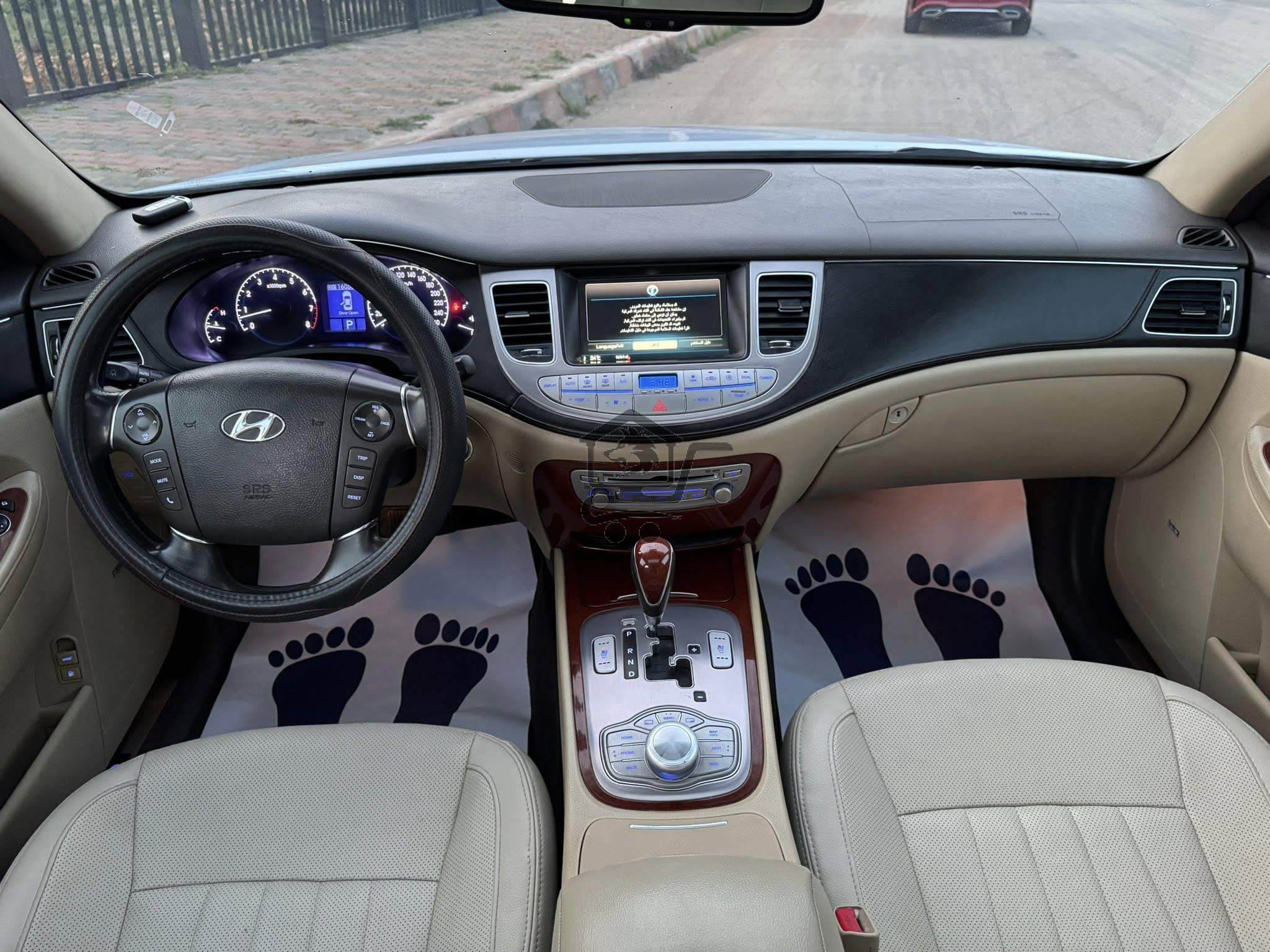 Hyundai Genesis 2014 - الصورة 8