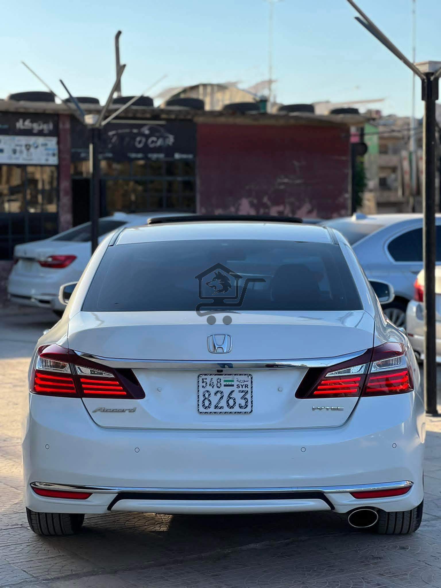 Honda Accord - الصورة 5
