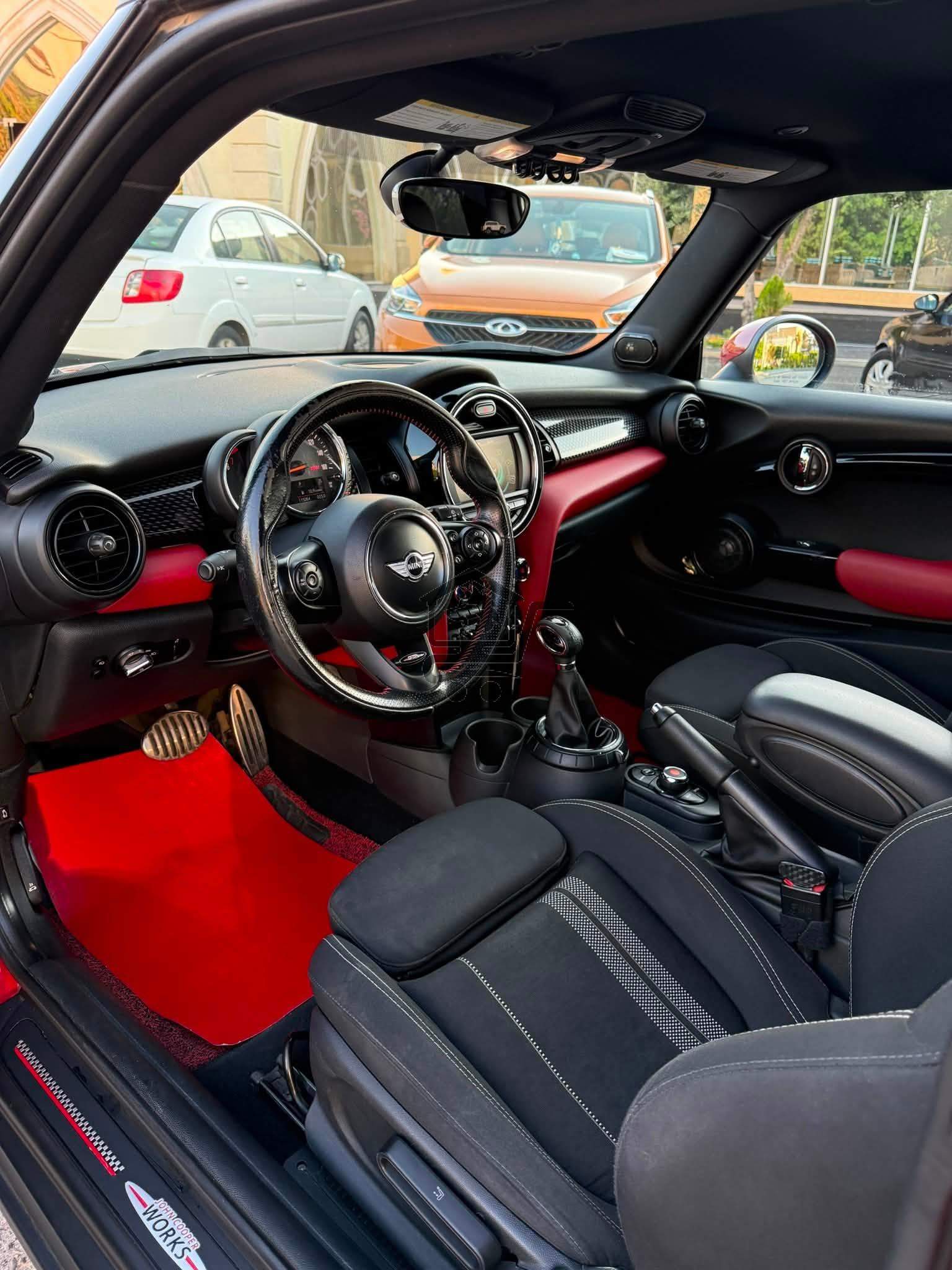MINI Cooper S JCW - الصورة 5
