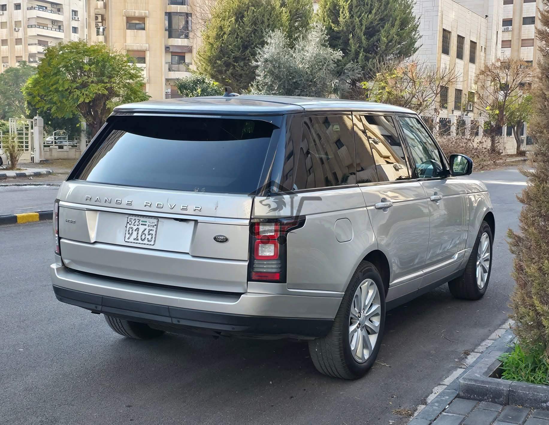 Range Rover Vogue - الصورة 7