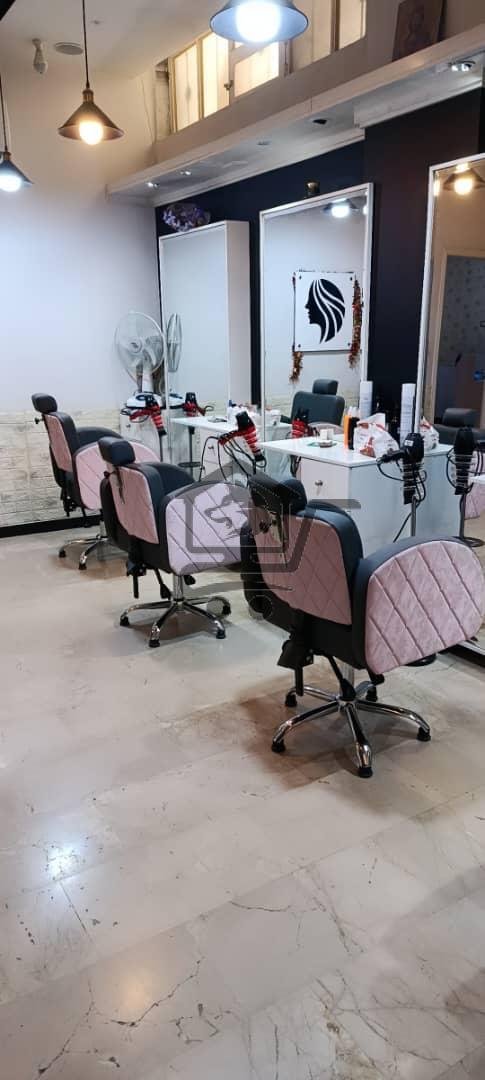 صالون حلاقة للاستثمار - الصورة 7