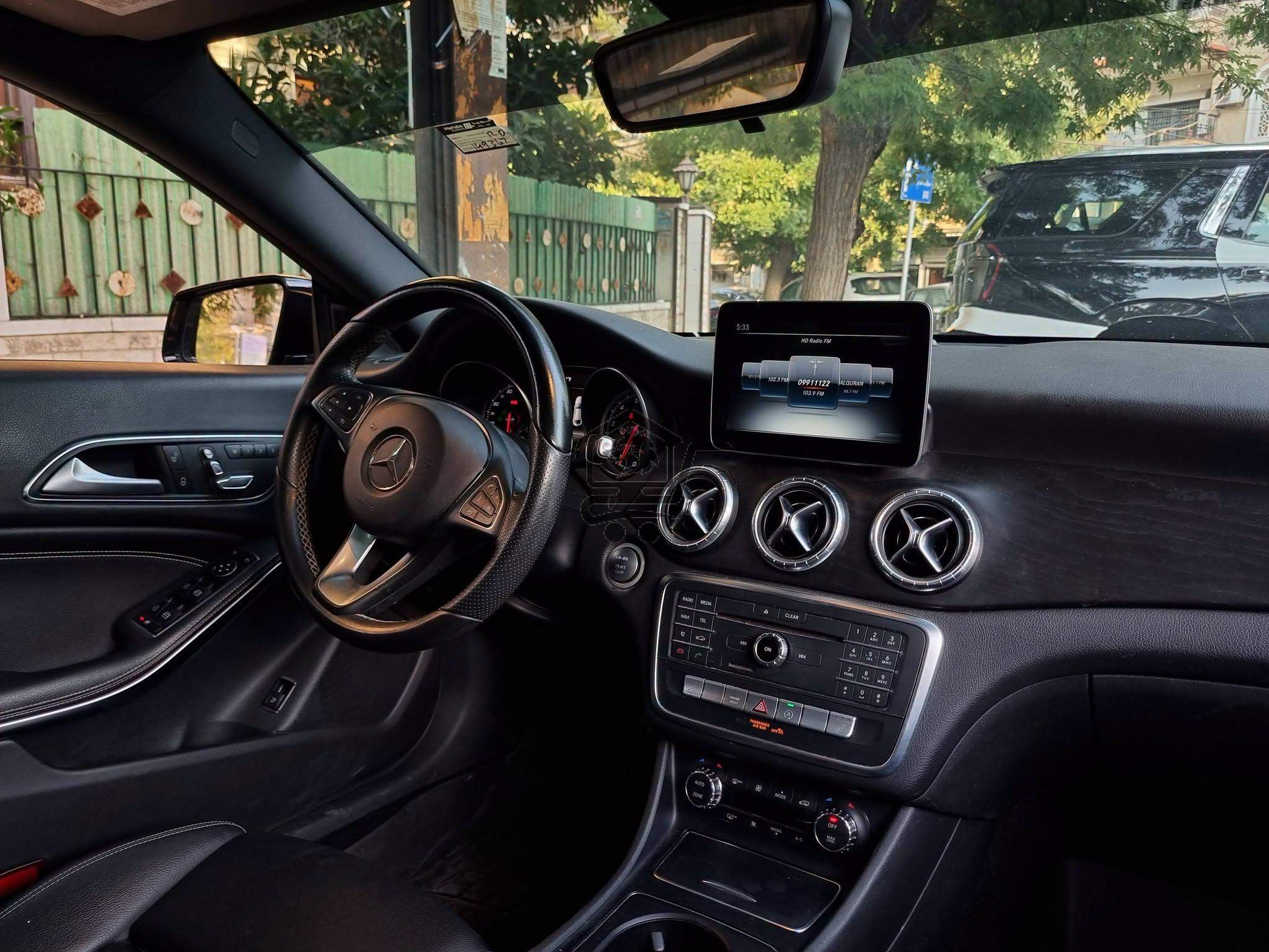 Mercedes-Benz CLA 250 - الصورة 6