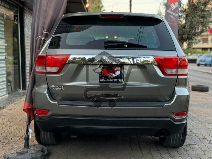 Jeep Grand Cherokee 2011 - الصورة 4