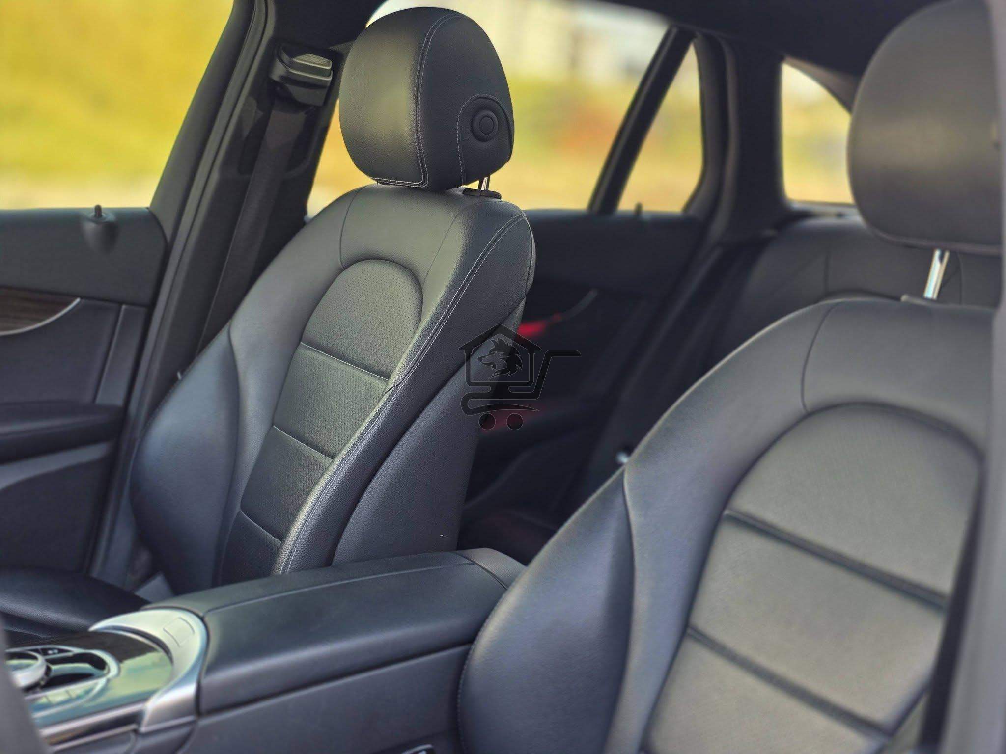 Mercedes-Benz GLC 300 - الصورة 5