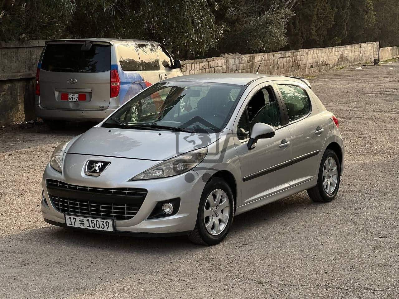 Peugeot 207 French - الصورة 1