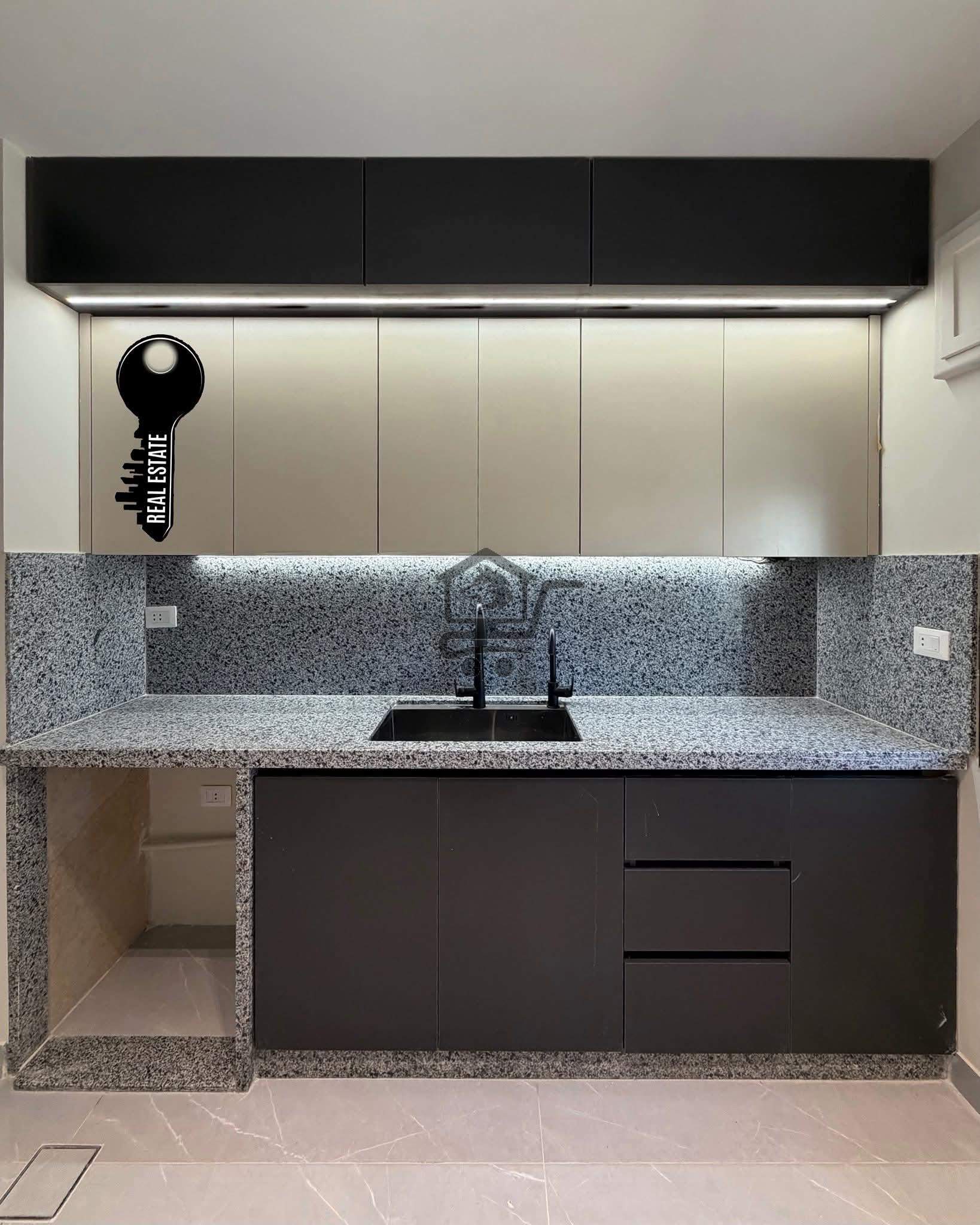 شقة بإكساء سوبر جديد - الصورة 4