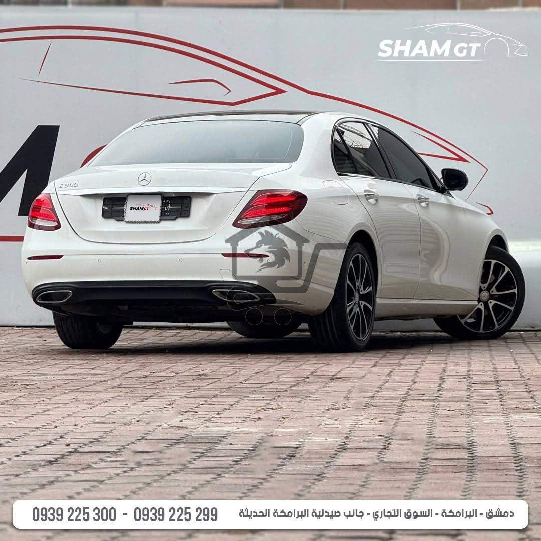 Mercedes E_Class E300 - الصورة 4