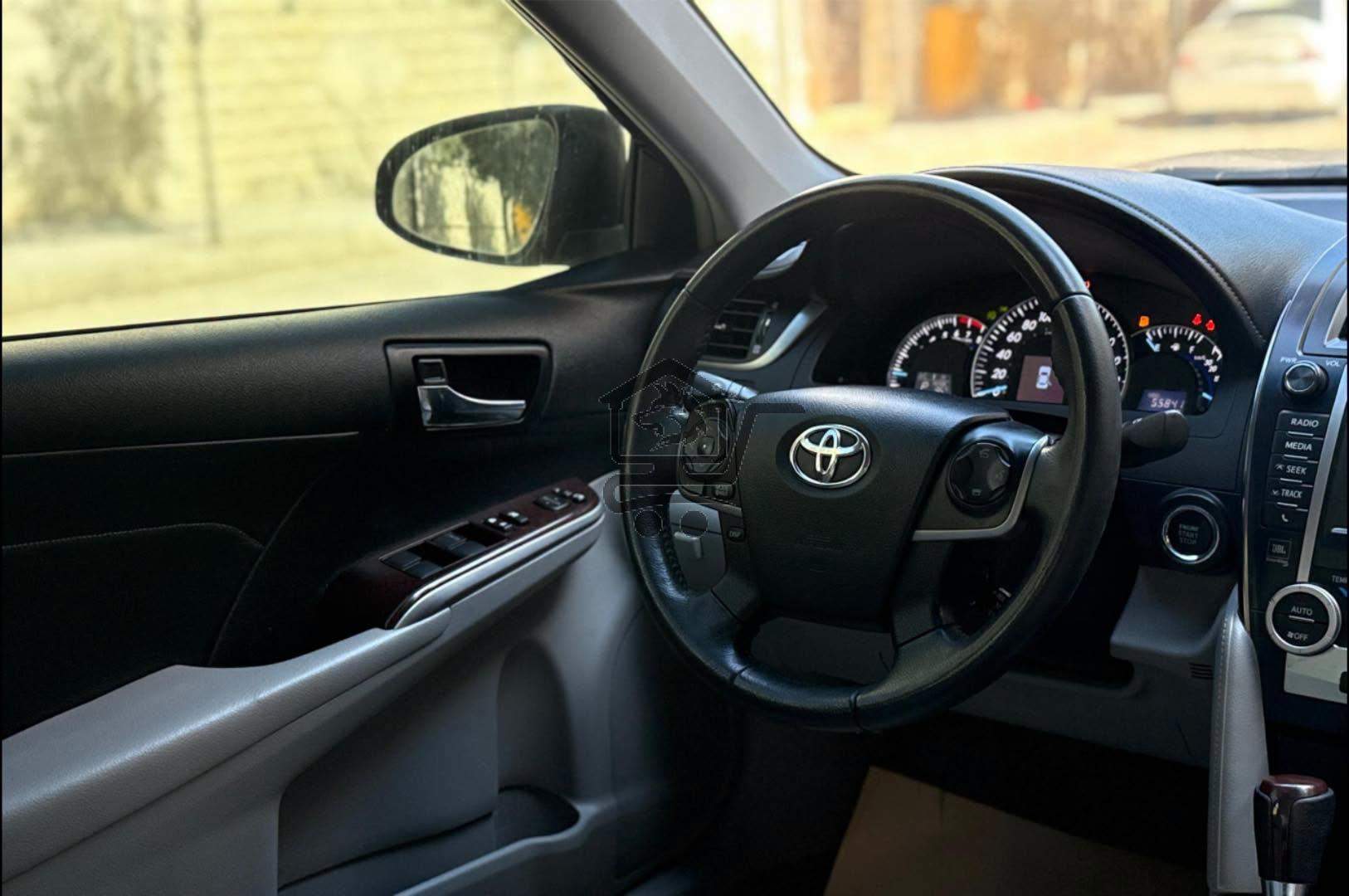 Toyota Camry 2013 - الصورة 6