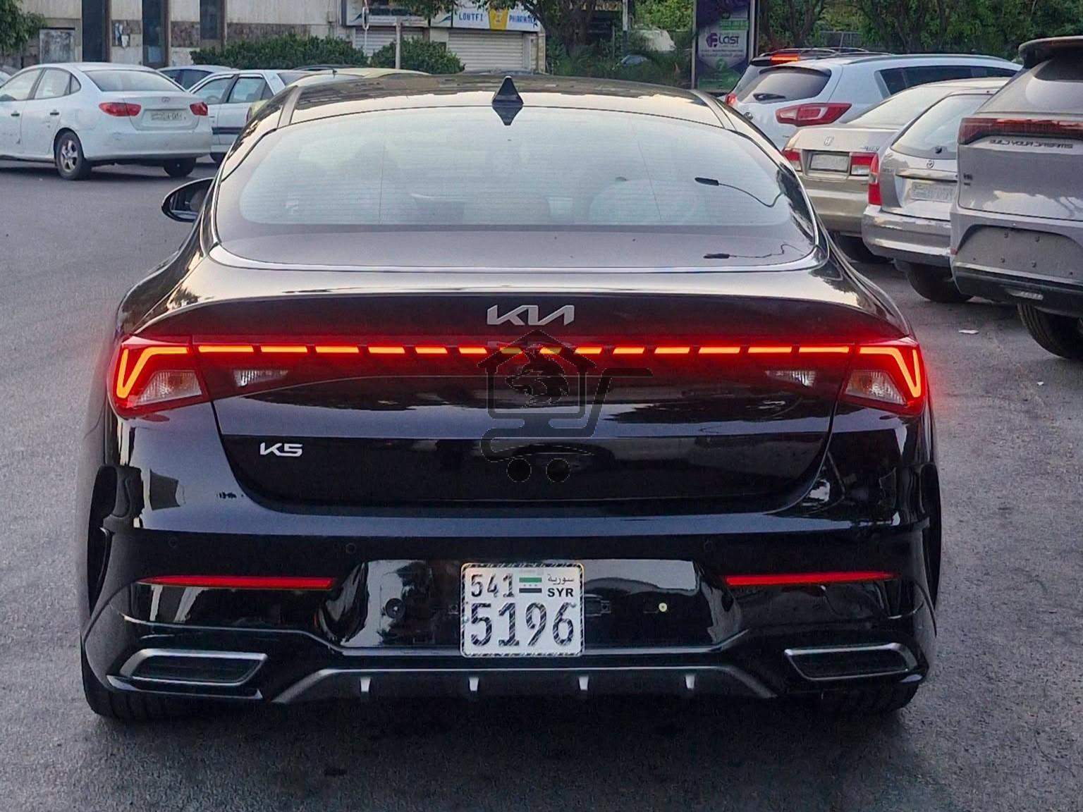 Kia K5 2023 - الصورة 5
