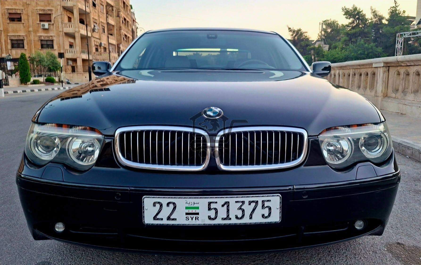 BMW 745Li 2002 - الصورة 1