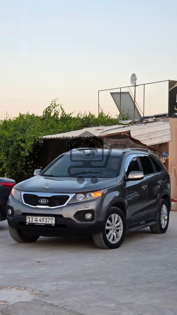KIA SORENTO - الصورة 1