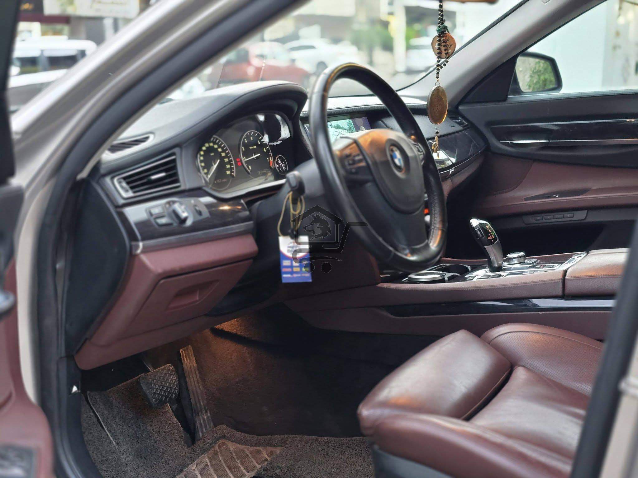 BMW 740Li 2011 - الصورة 6