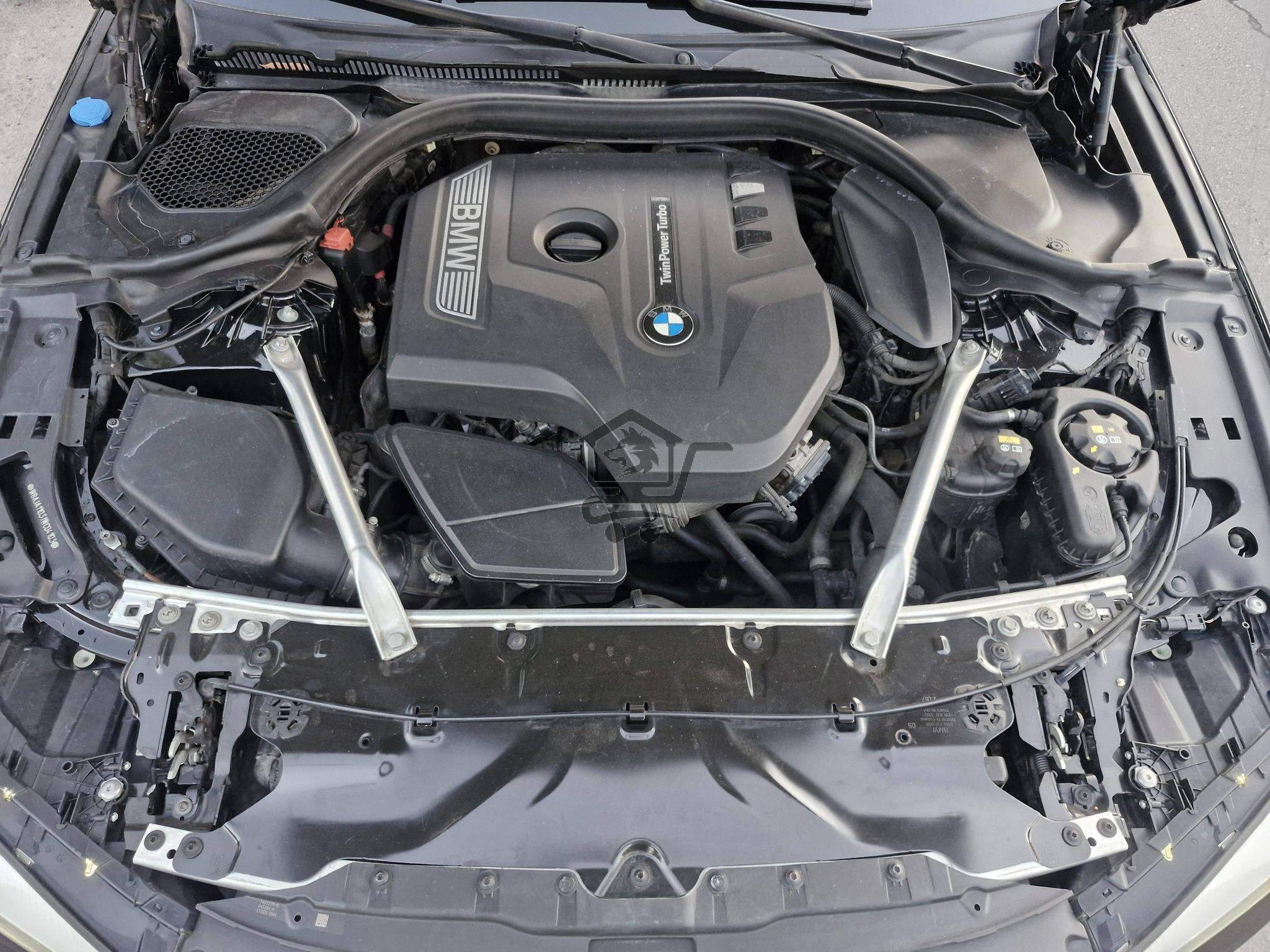 BMW 520i 2018 - الصورة 5