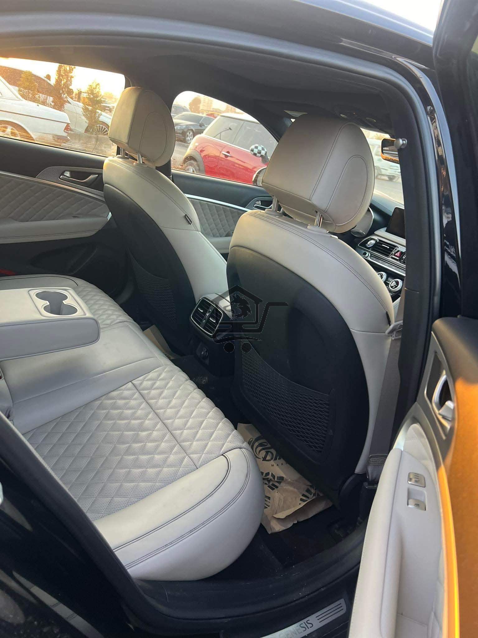 جينيس G70 - الصورة 7