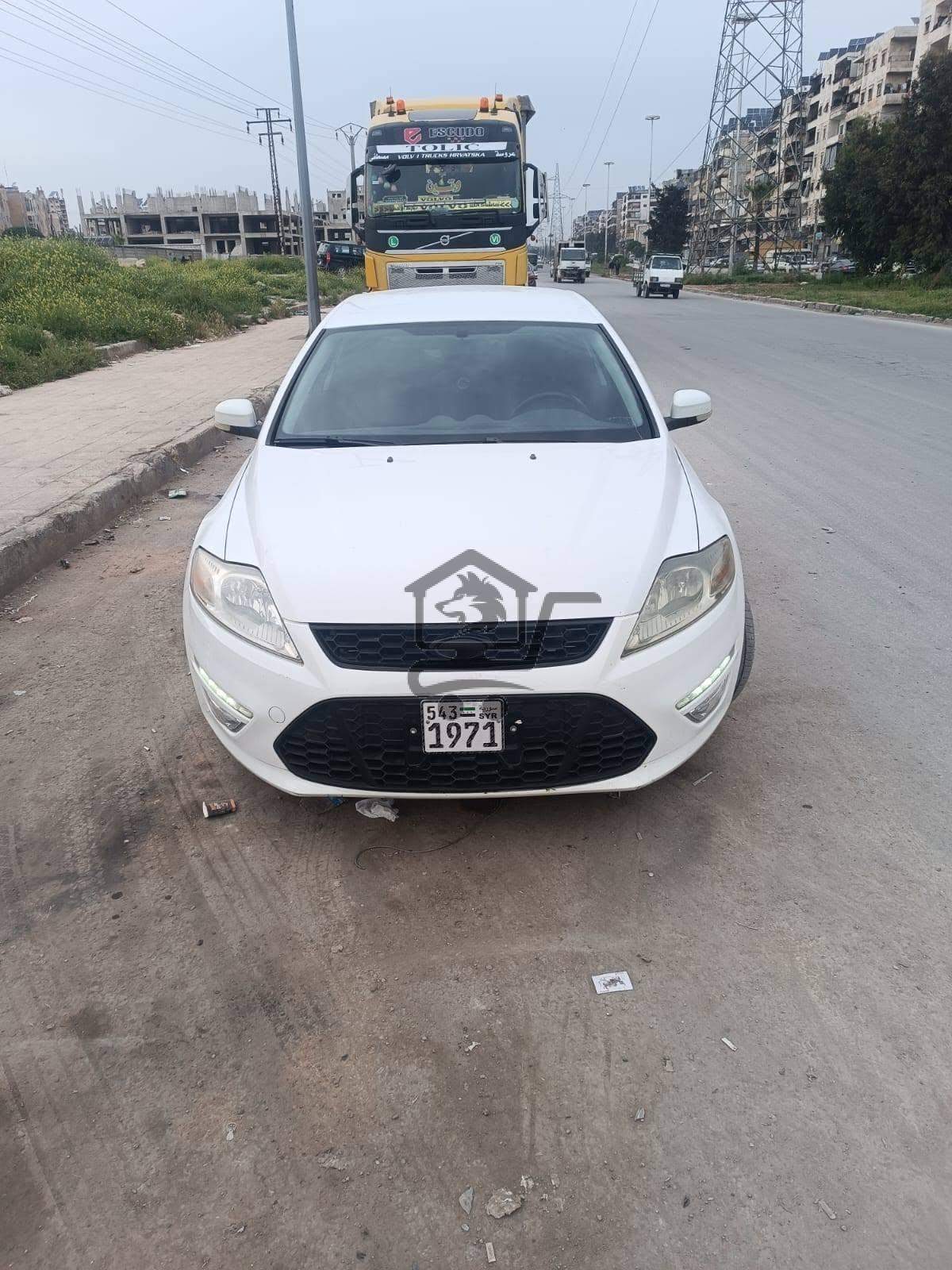 فورد مونديو - الصورة 1