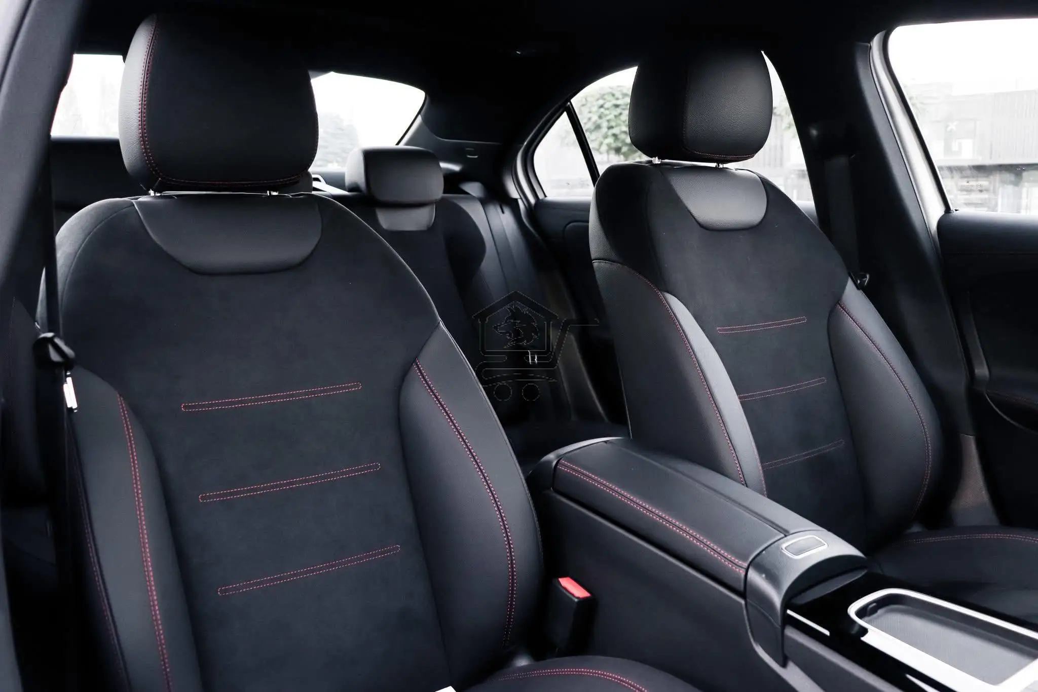 Mercedes - الصورة 5