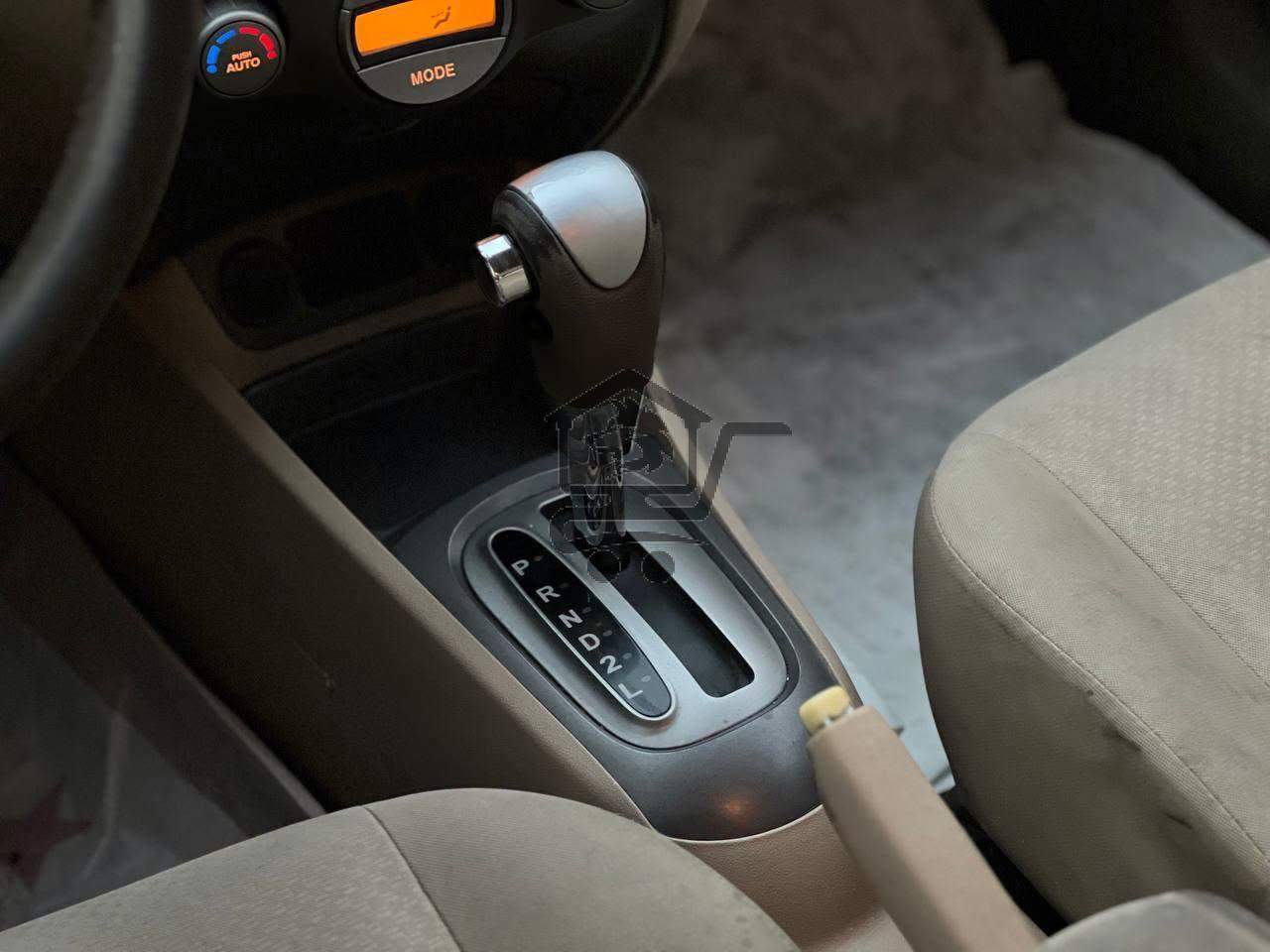 KIA RIO 2009 - الصورة 8