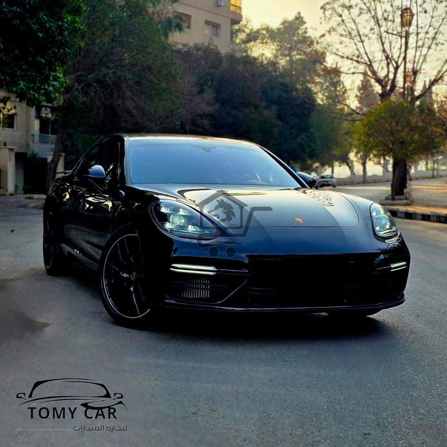 Porsche Panamera Turbo - الصورة 1