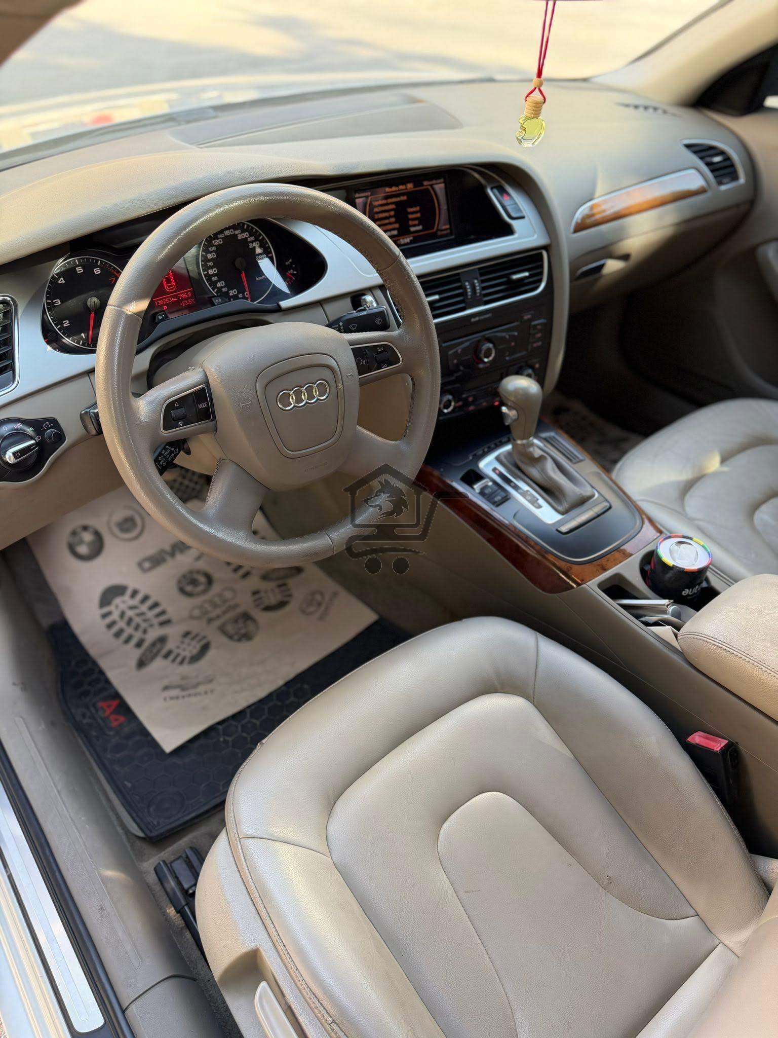 Audi A4 2011 - الصورة 7