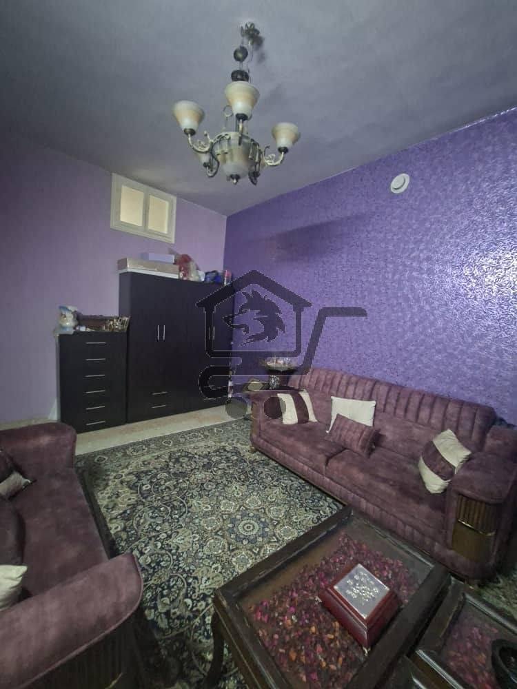 شقة بمساحة جيدة - الصورة 8