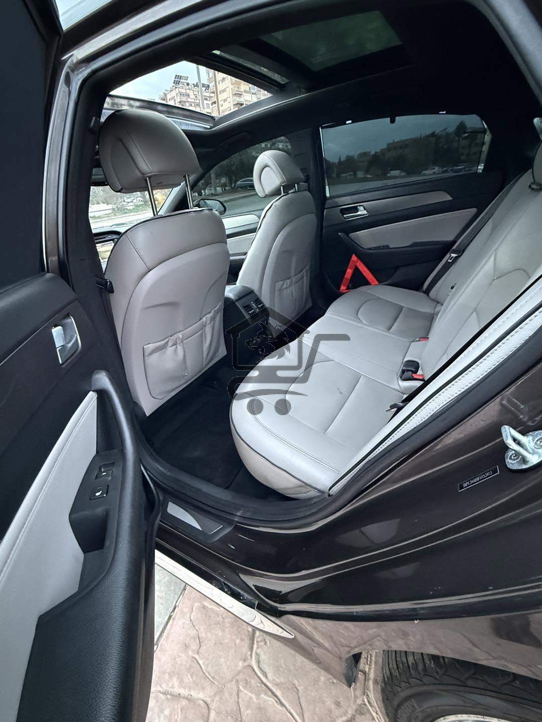 Hyundai Sonata 2015 - الصورة 10