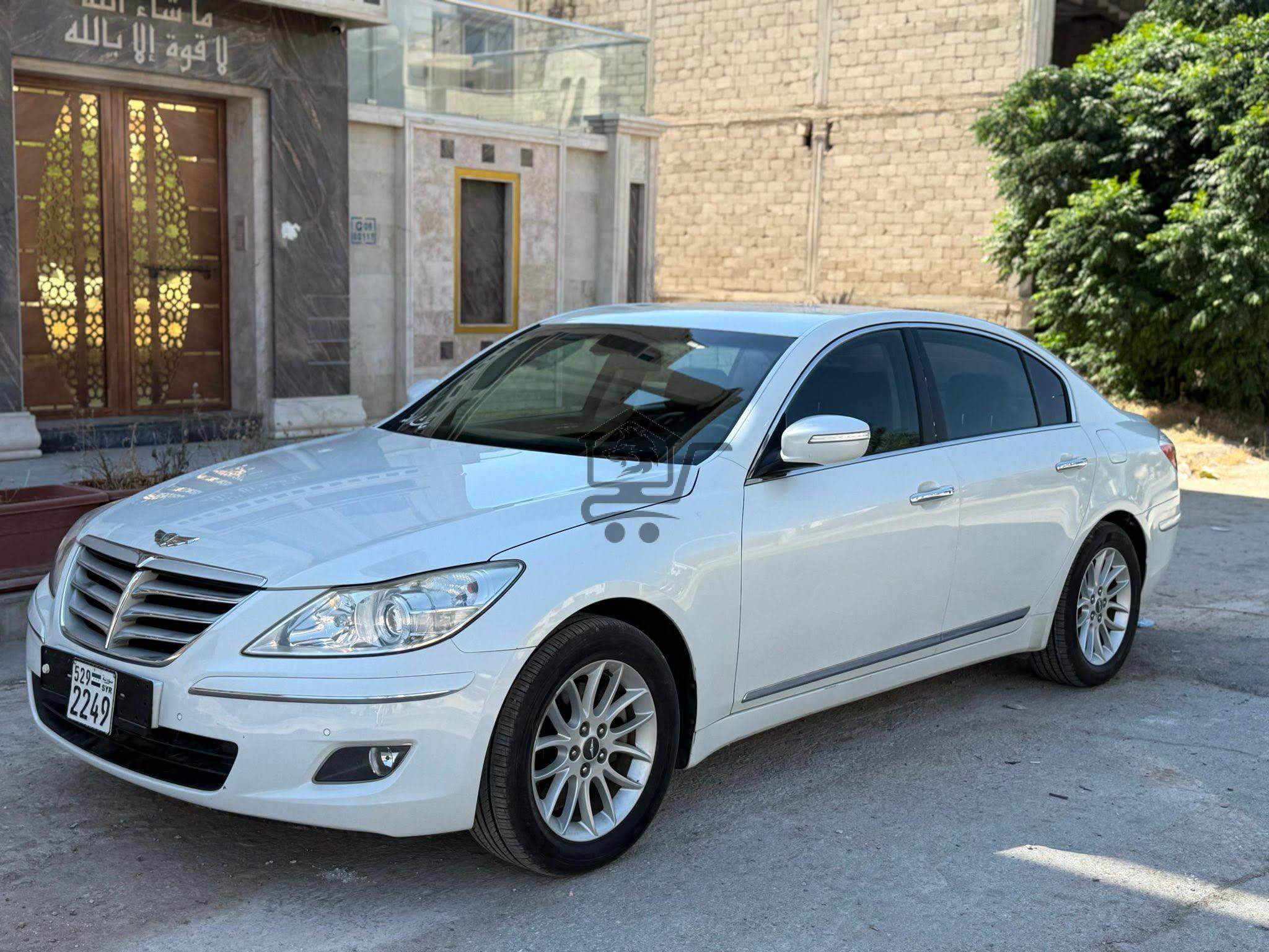 Hyundai Genesis 2010 - الصورة 1
