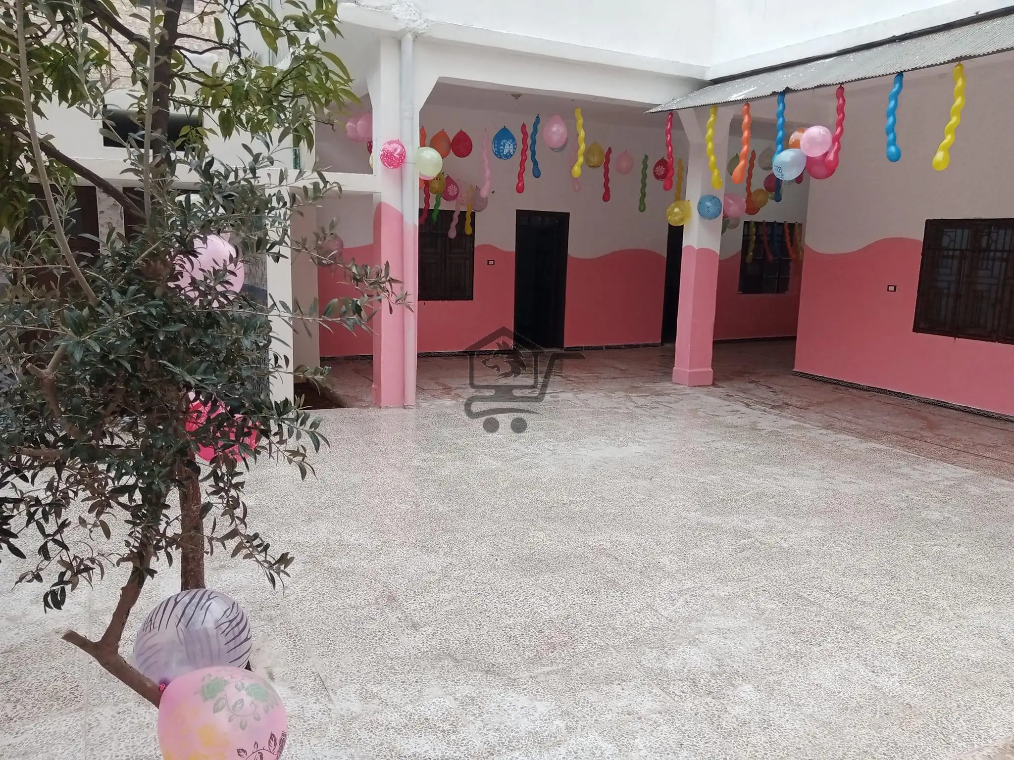 روضة و مدرسة القمة الخاصة - الصورة 1