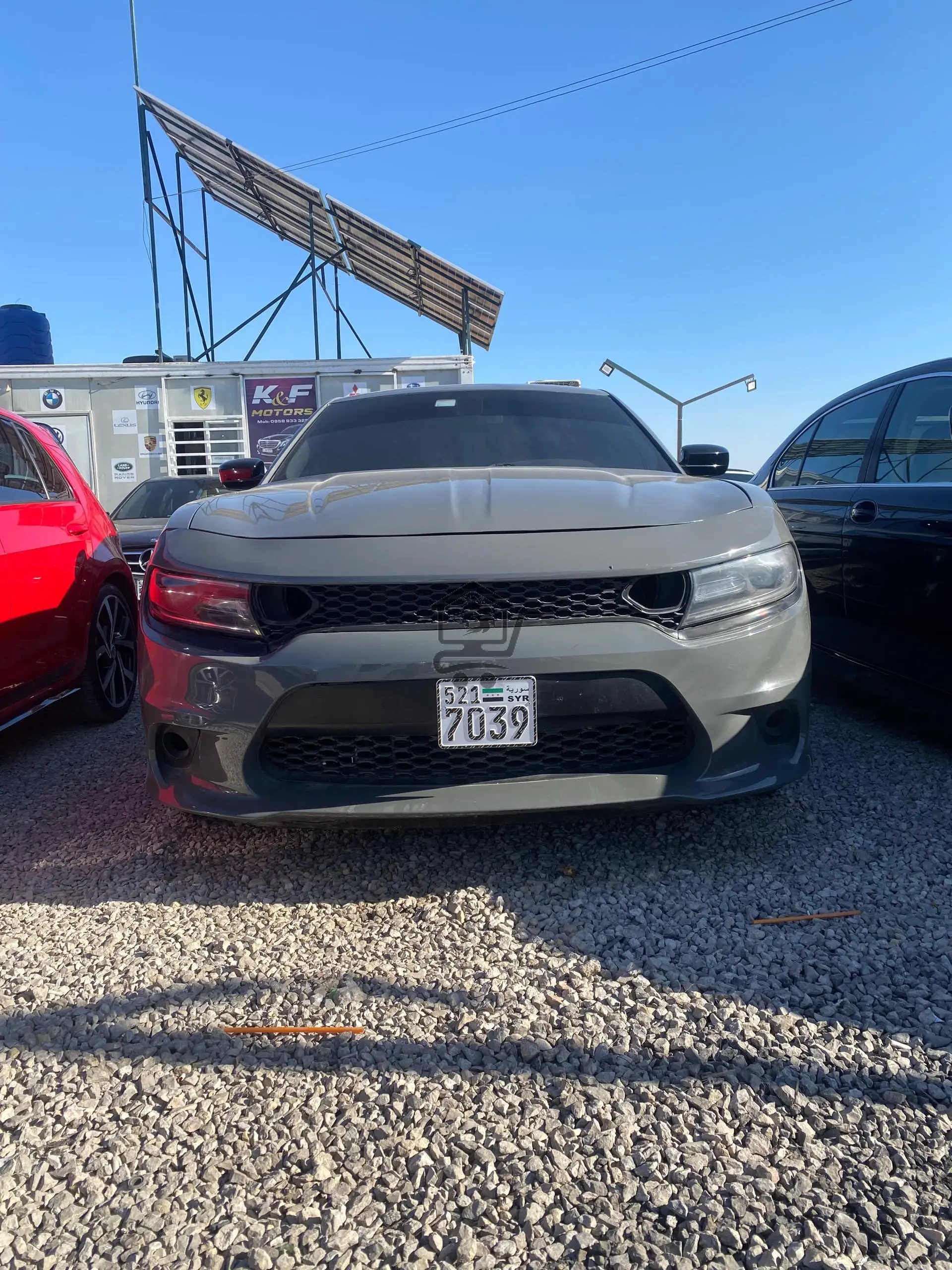 Charger sxt - الصورة 1