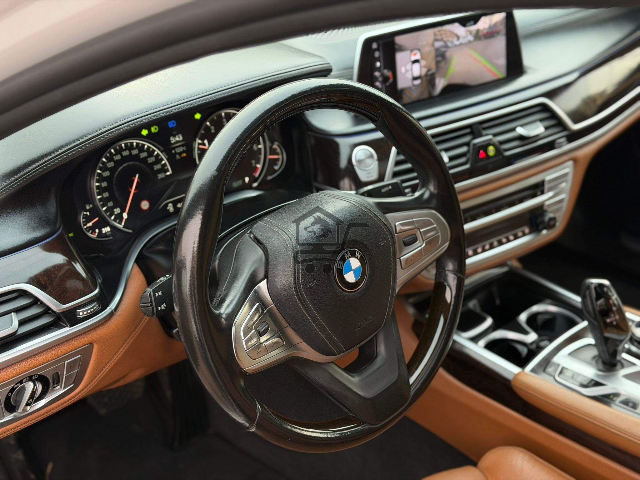 BMW 740i 2017 - الصورة 6