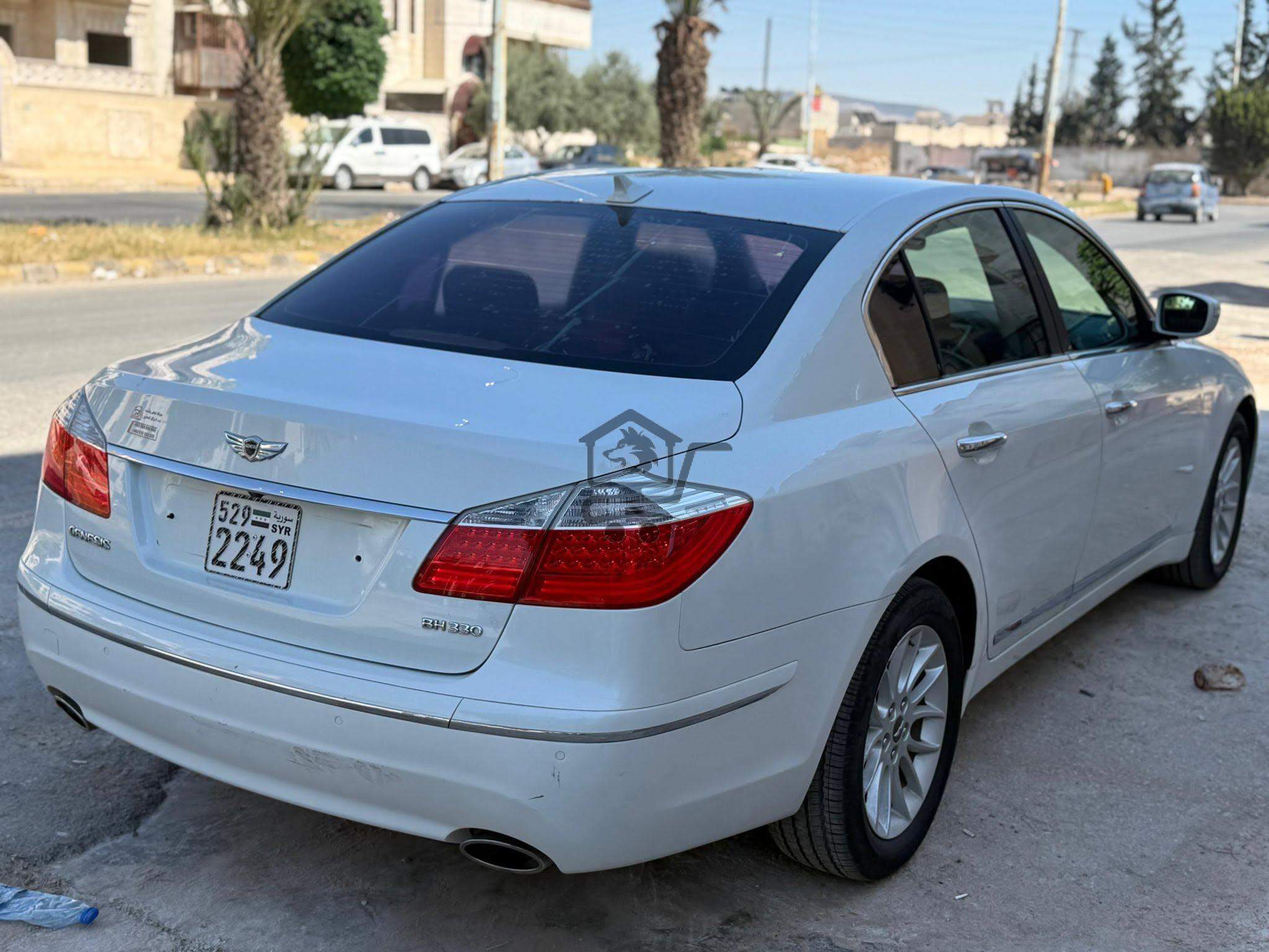 Hyundai Genesis 2010 - الصورة 2