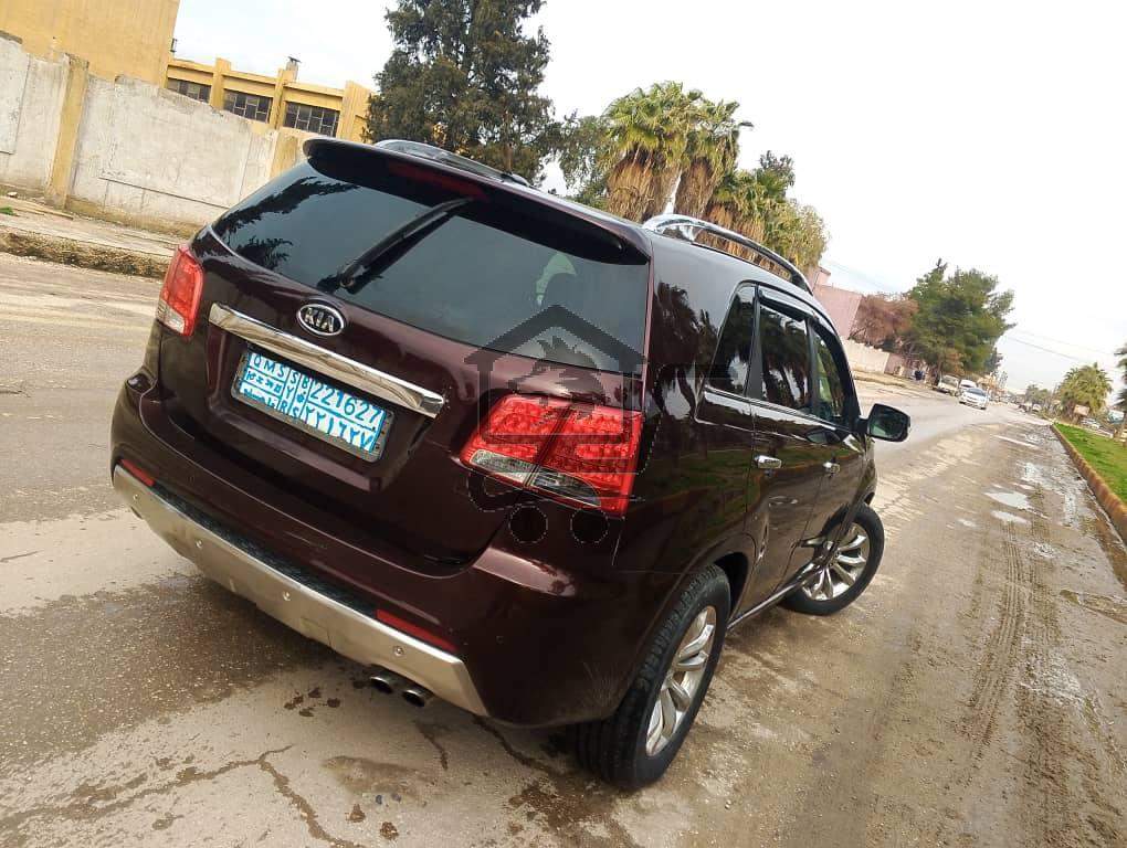 كيا سورنتو - الصورة 4