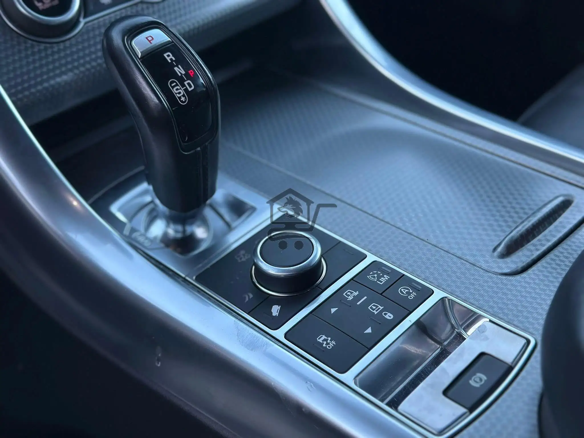 Range Rover - الصورة 4