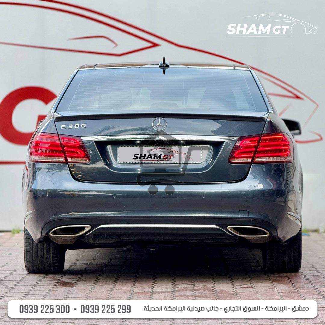 Mercedes-Benz E300 - الصورة 4