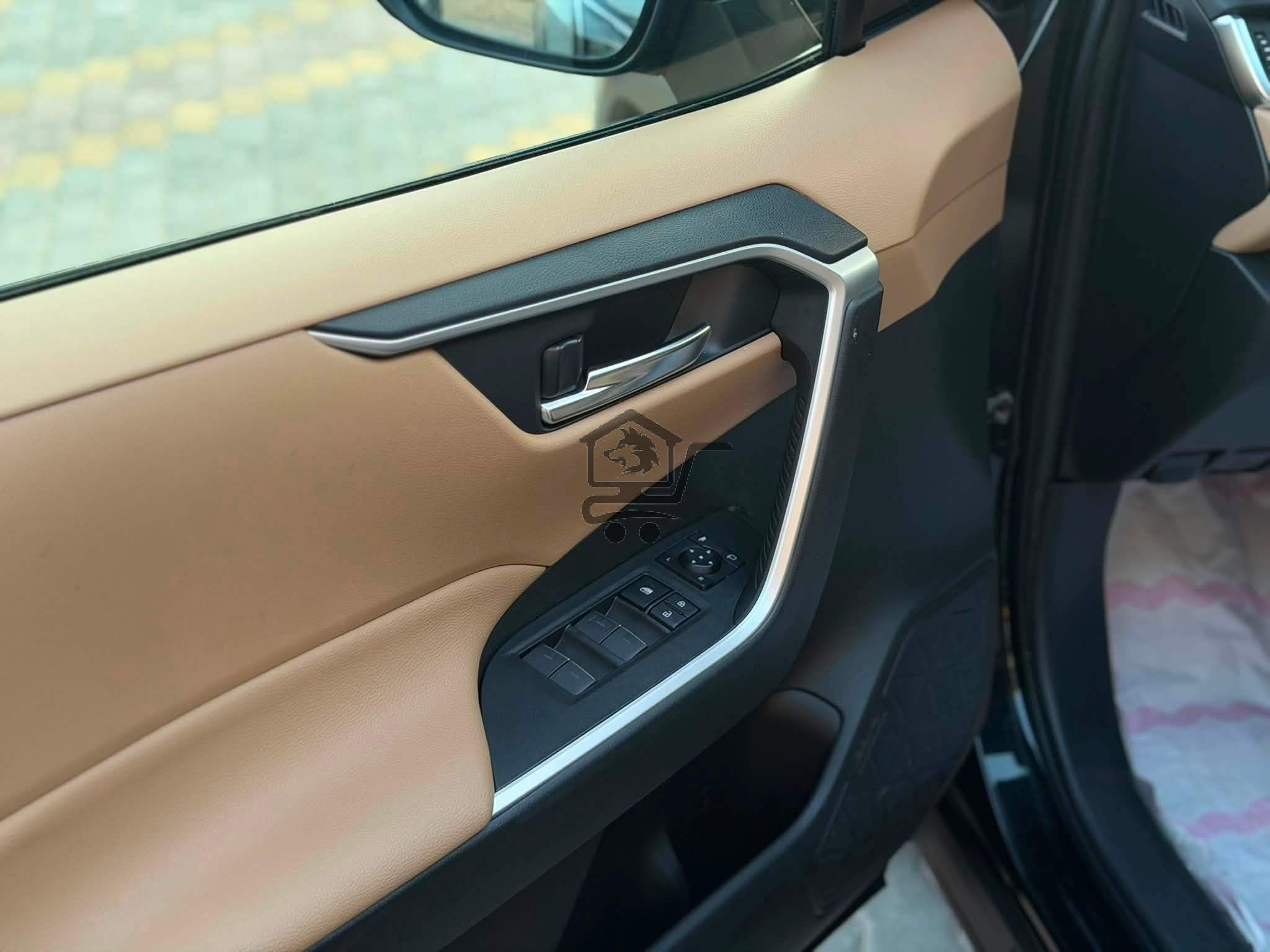 Toyota RAV4 2023 - الصورة 5