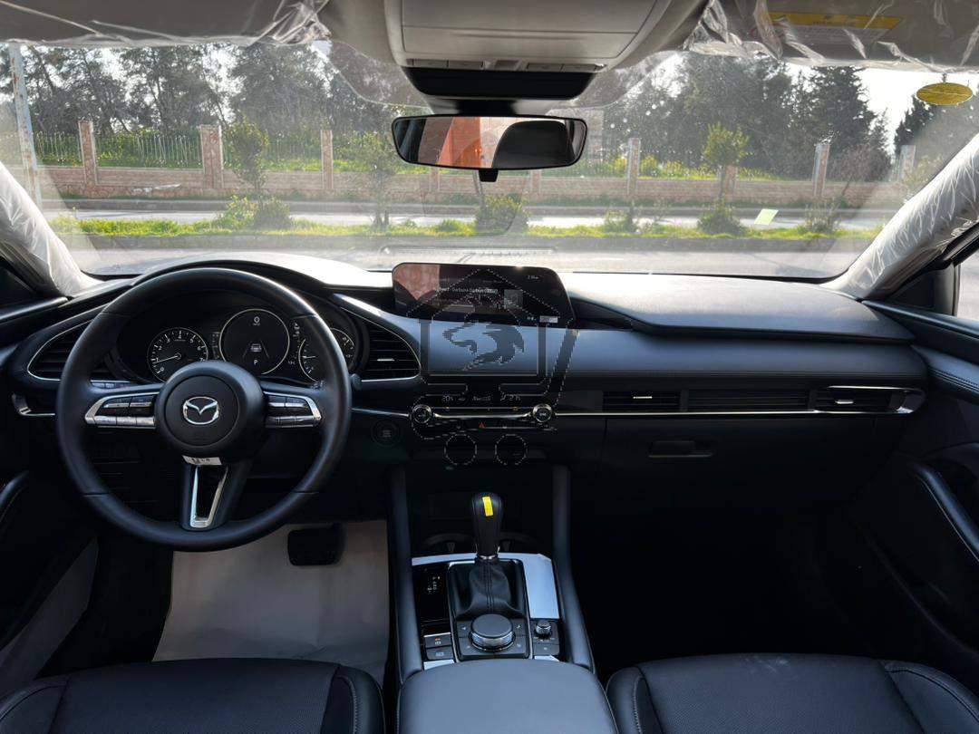 Mazda Zoom 3 - الصورة 6