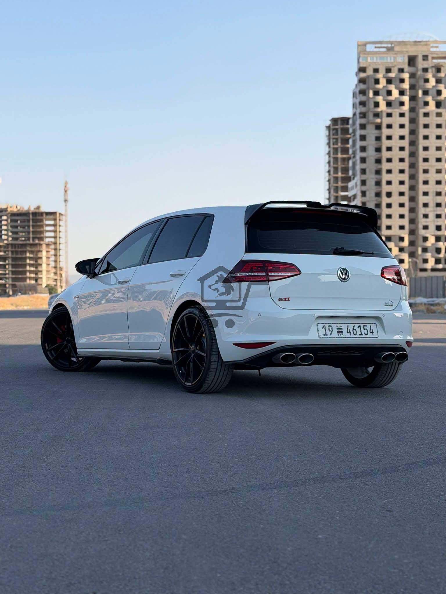 GOLF GTI - الصورة 8